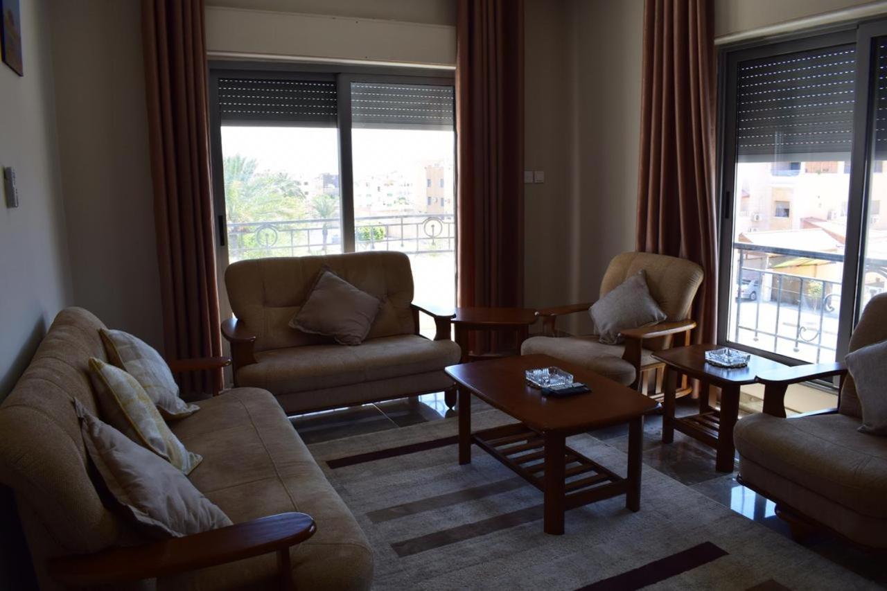 Baron Palace Hotel Suites Aqaba Exterior photo